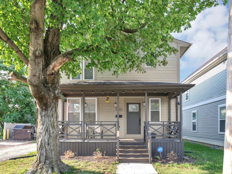 1096 E Sycamore Street, Columbus, OH 43206 Photo 1