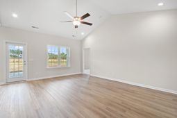 1142 W Business 9  photo 4
