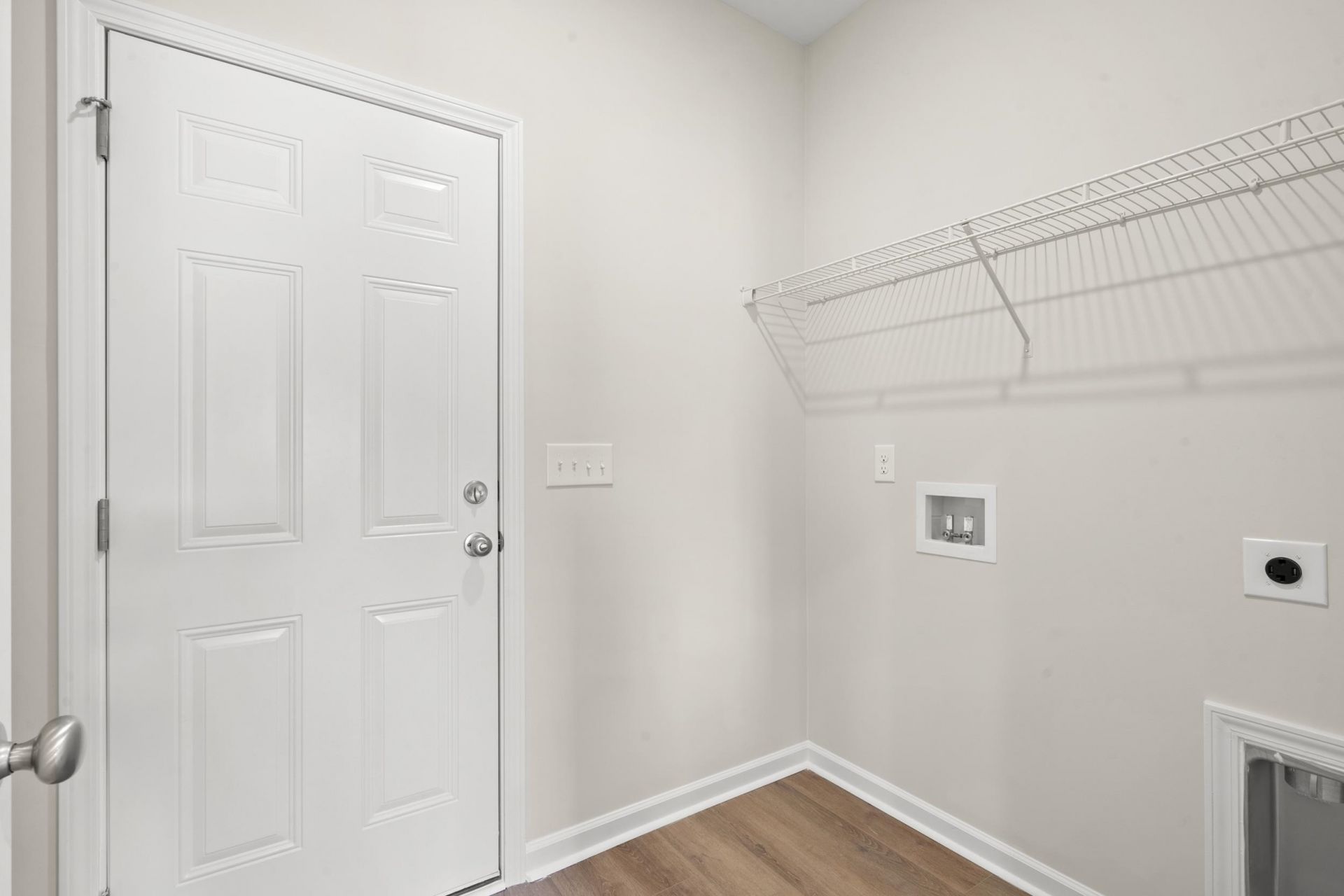 1142 W Business 9  Photo 7