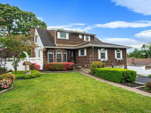 16 Carston Street, Selden, NY 11784