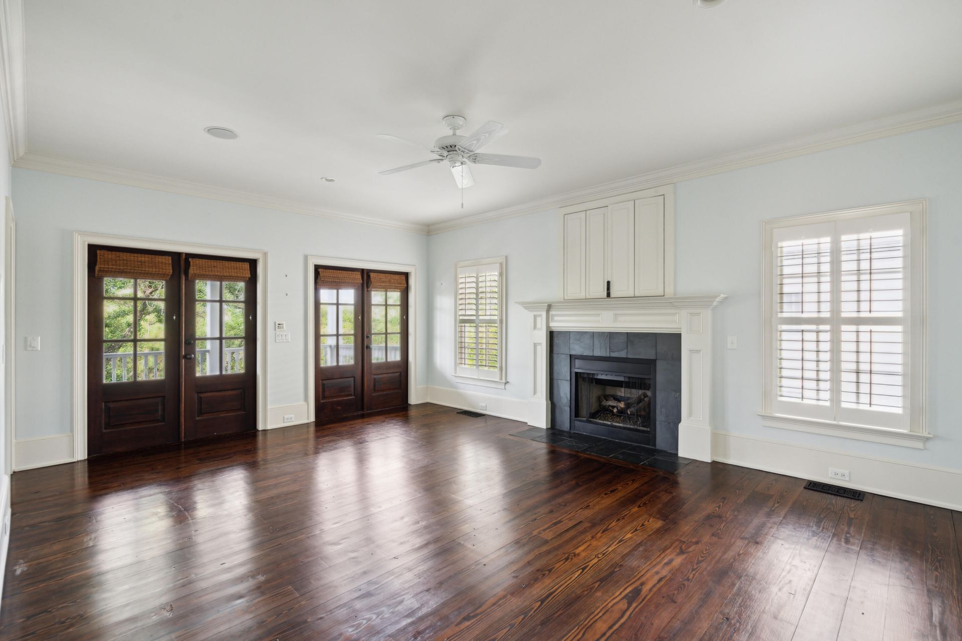 221 King George Street Photo 38