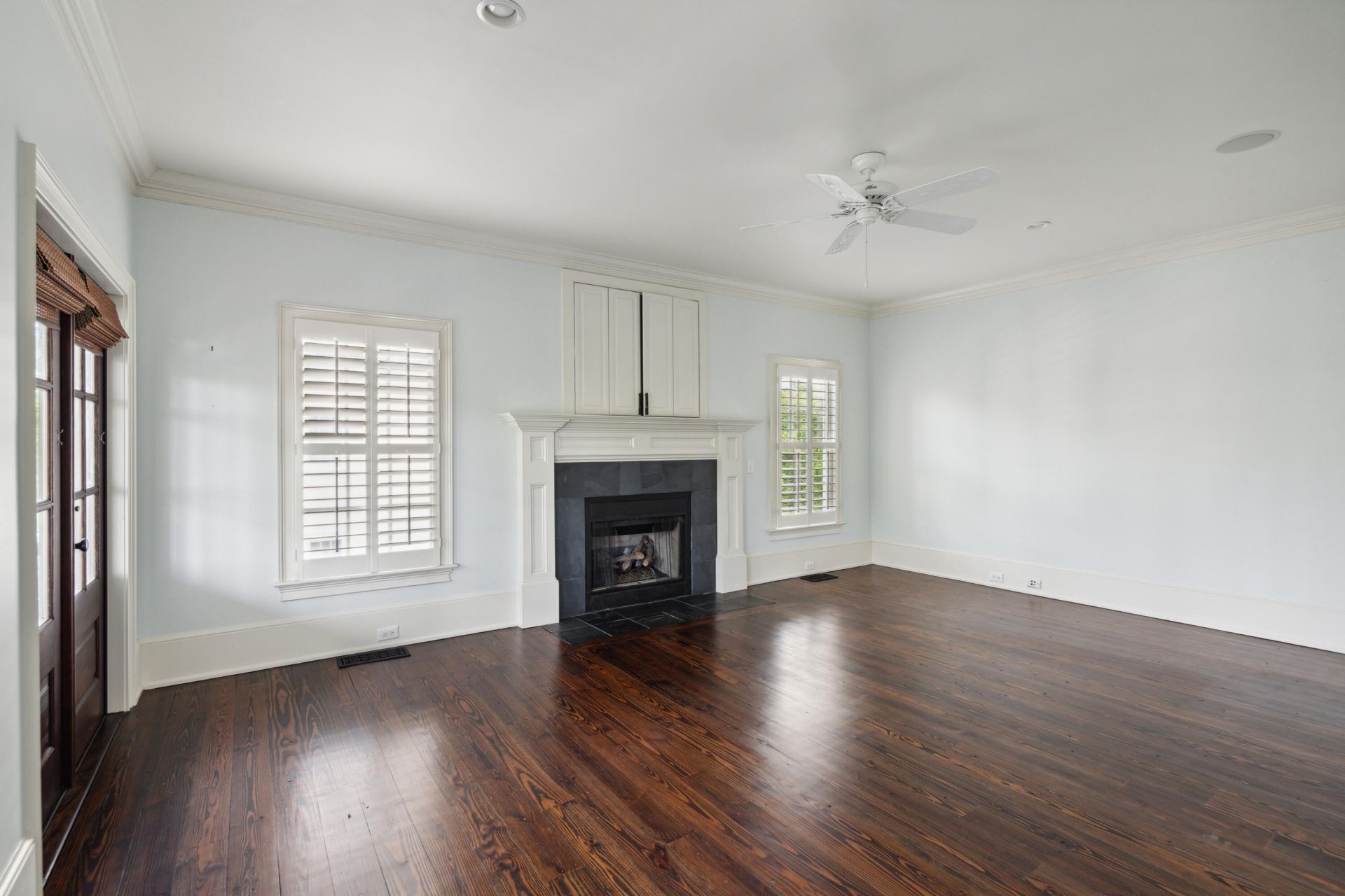 221 King George Street Photo 42