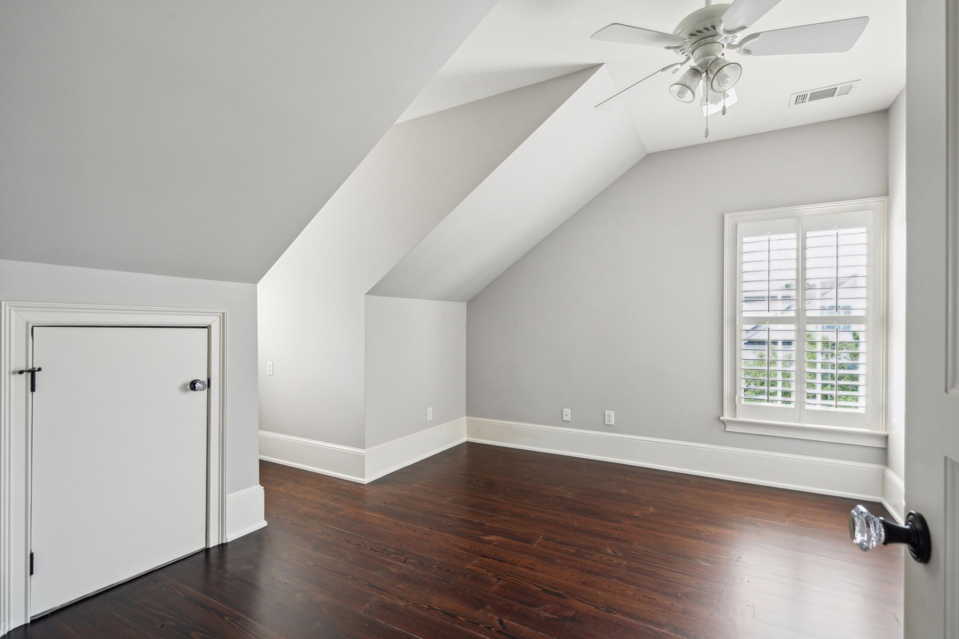 221 King George Street Photo 61