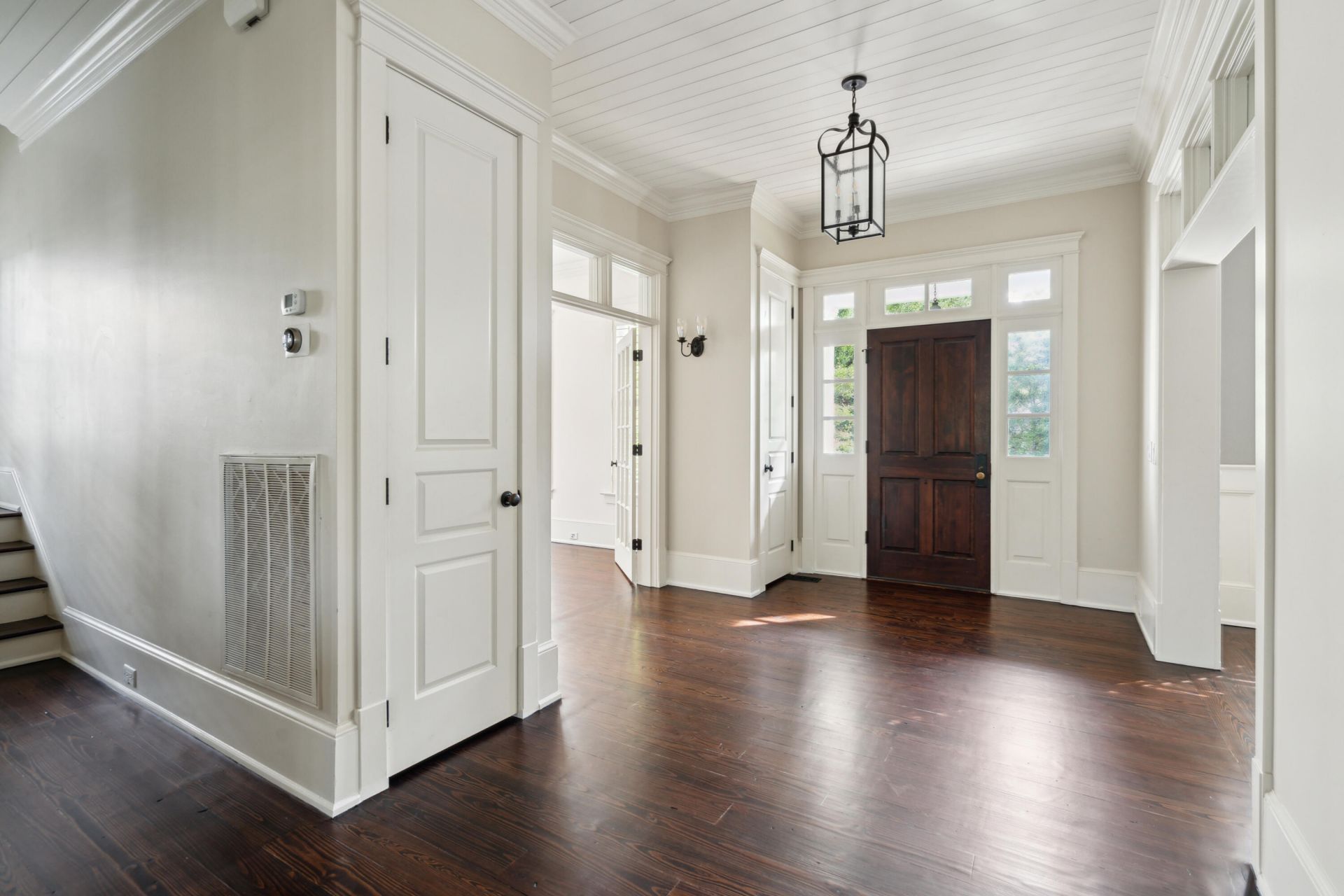 221 King George Street Photo 7