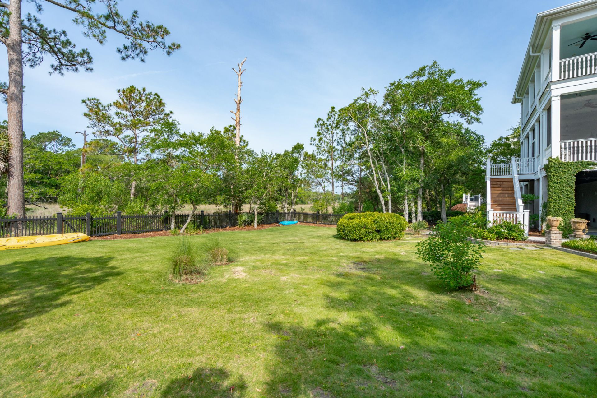 221 King George Street Photo 80