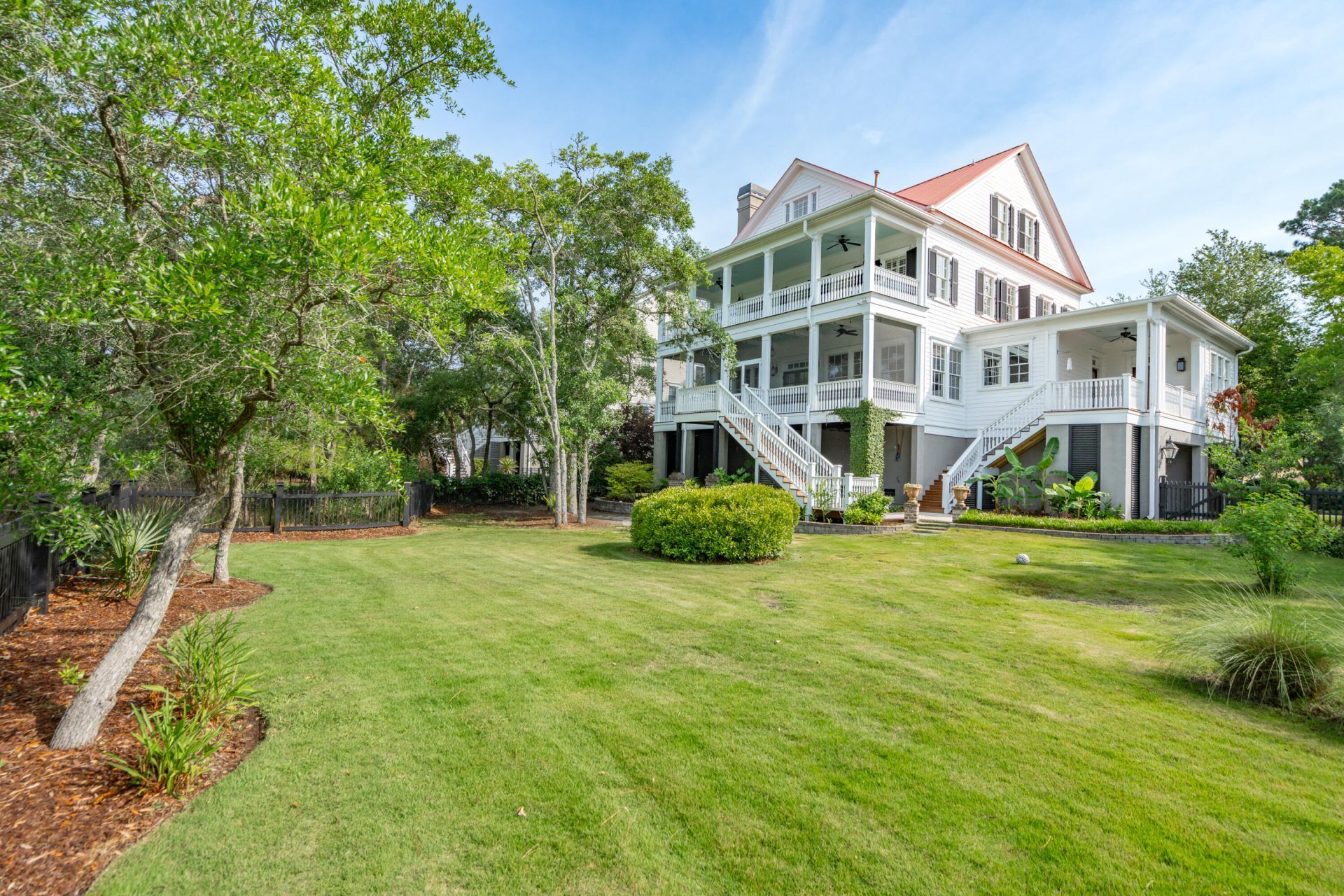 221 King George Street Photo 83