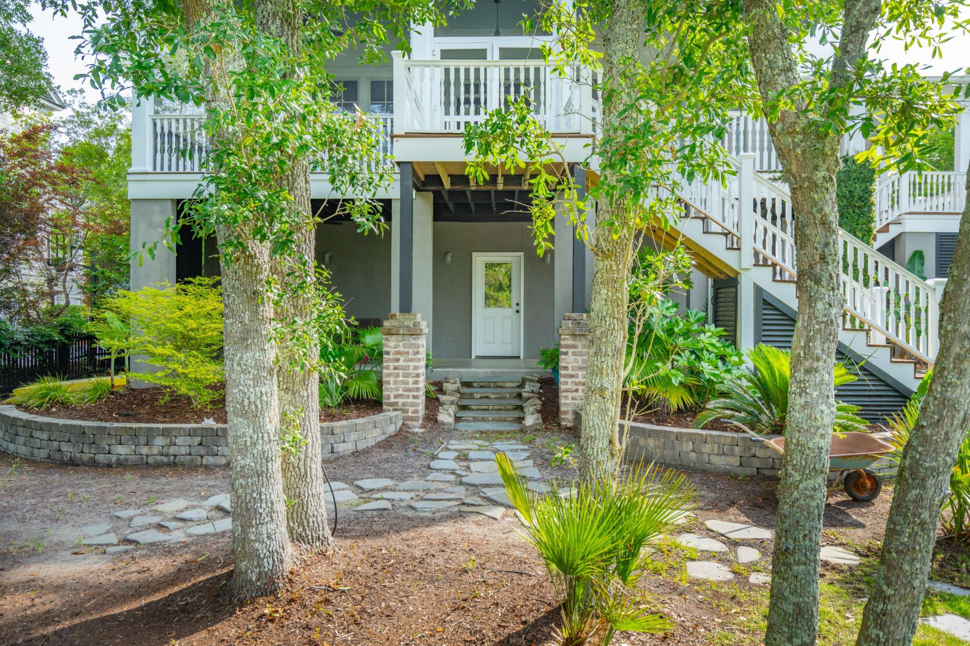 221 King George Street Photo 85