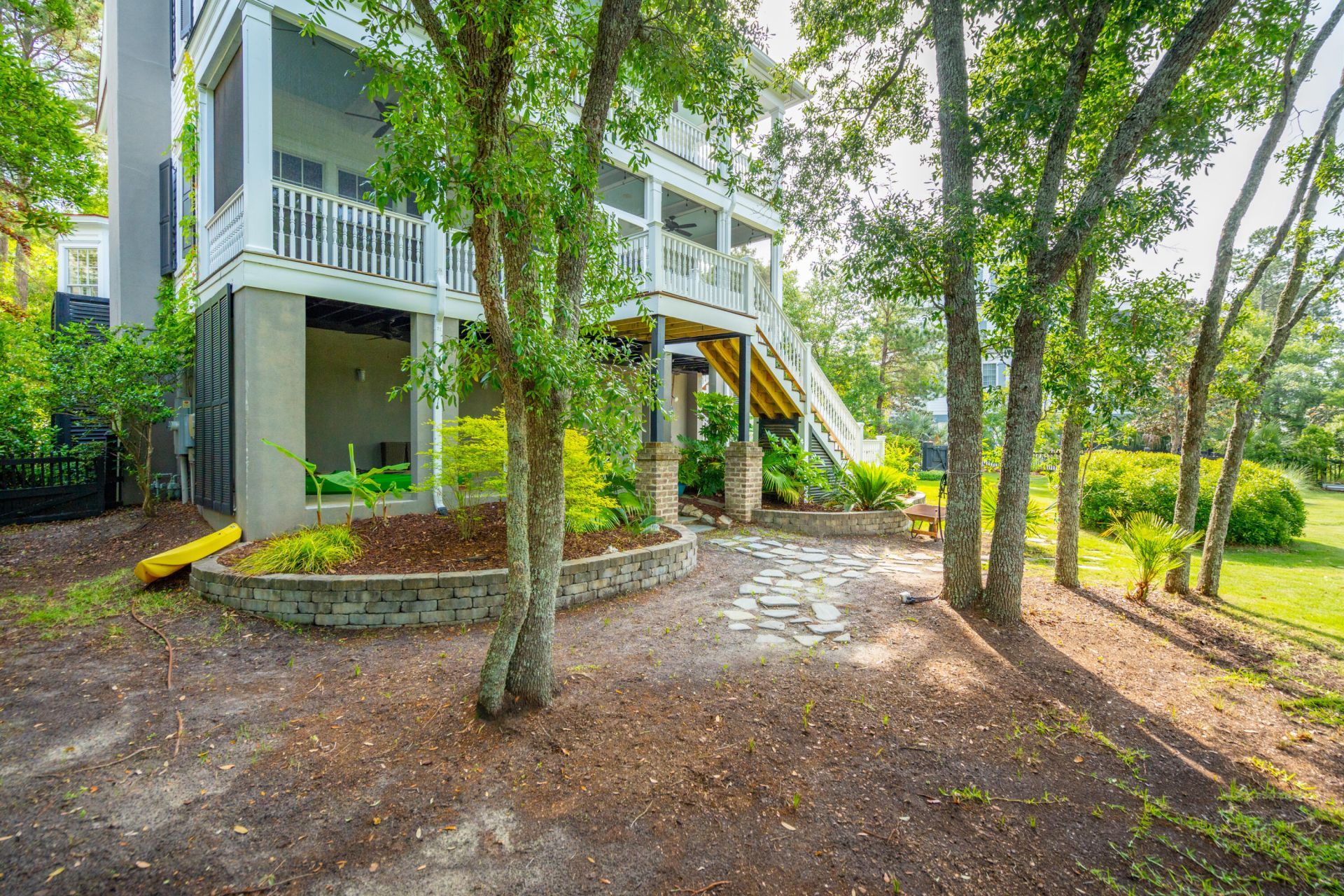 221 King George Street Photo 86