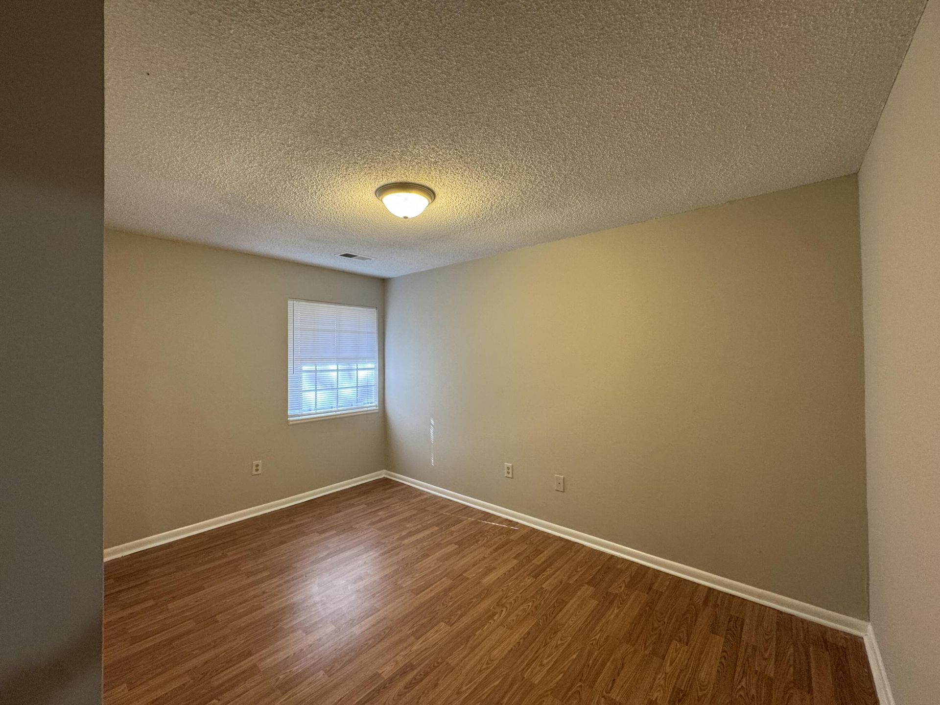 7911 Angel Court Photo 10
