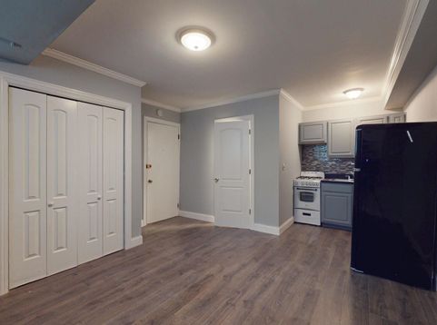 Main Photo