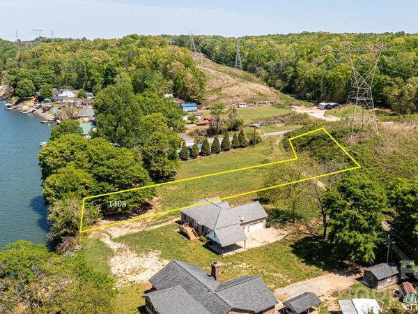 1408 Hart Road , Charlotte, NC 28214