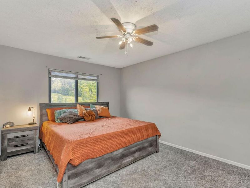 7230 Creekview Drive, Unit 11, Colerain Township, OH 45247 Photo 20
