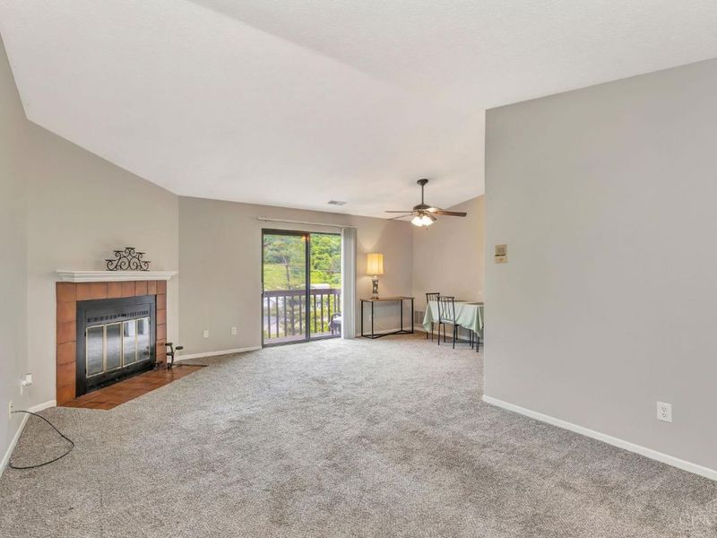 7230 Creekview Drive, Unit 11, Colerain Township, OH 45247 Photo 5