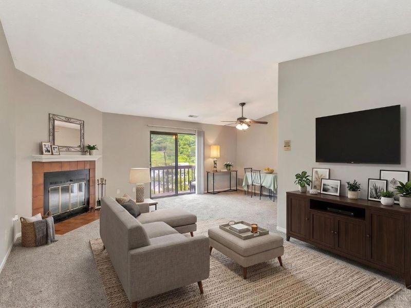 7230 Creekview Drive, Unit 11, Colerain Township, OH 45247 Photo 6