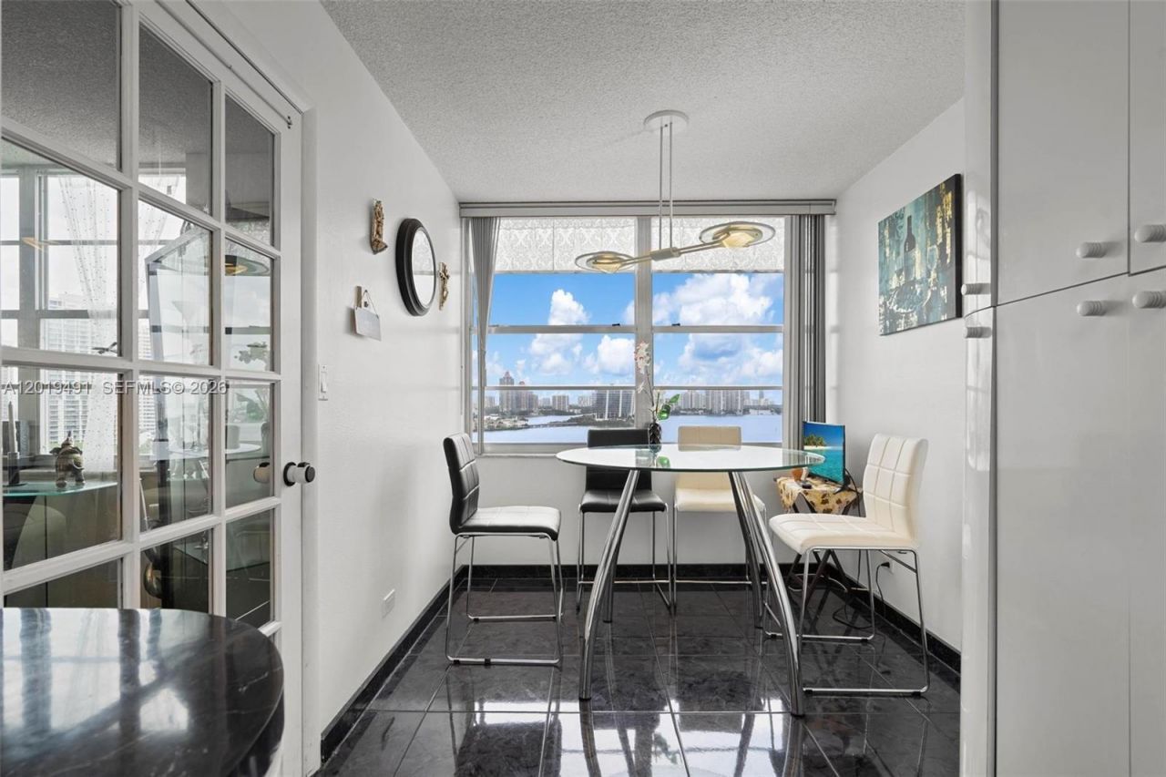 301 174 , Unit 1503, Sunny Isles Beach, FL 33160 Photo