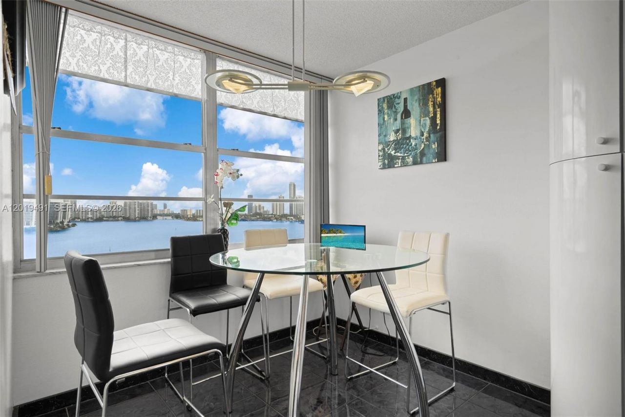 301 174 , Unit 1503, Sunny Isles Beach, FL 33160 Photo