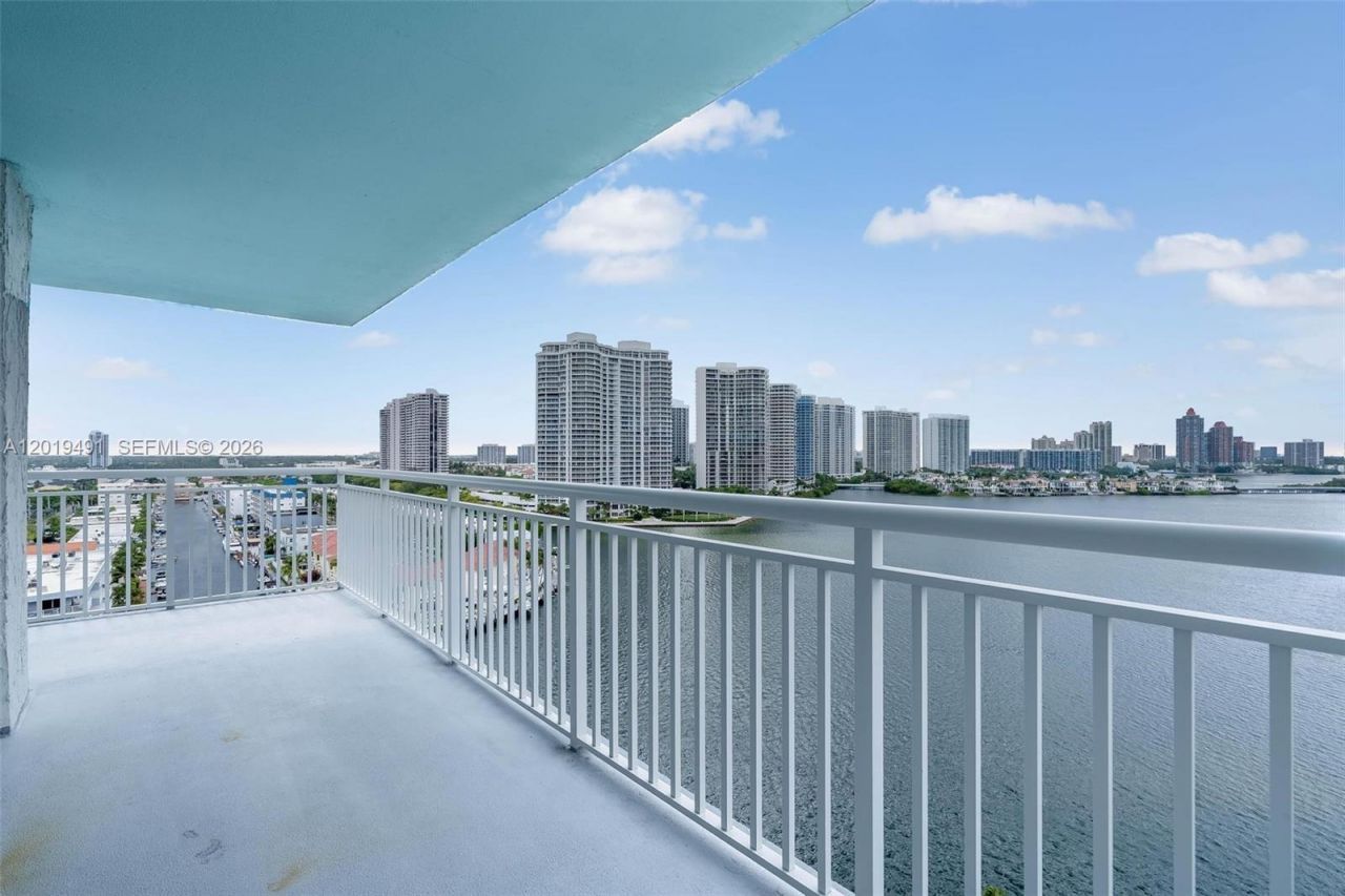 301 174 , Unit 1503, Sunny Isles Beach, FL 33160 Photo