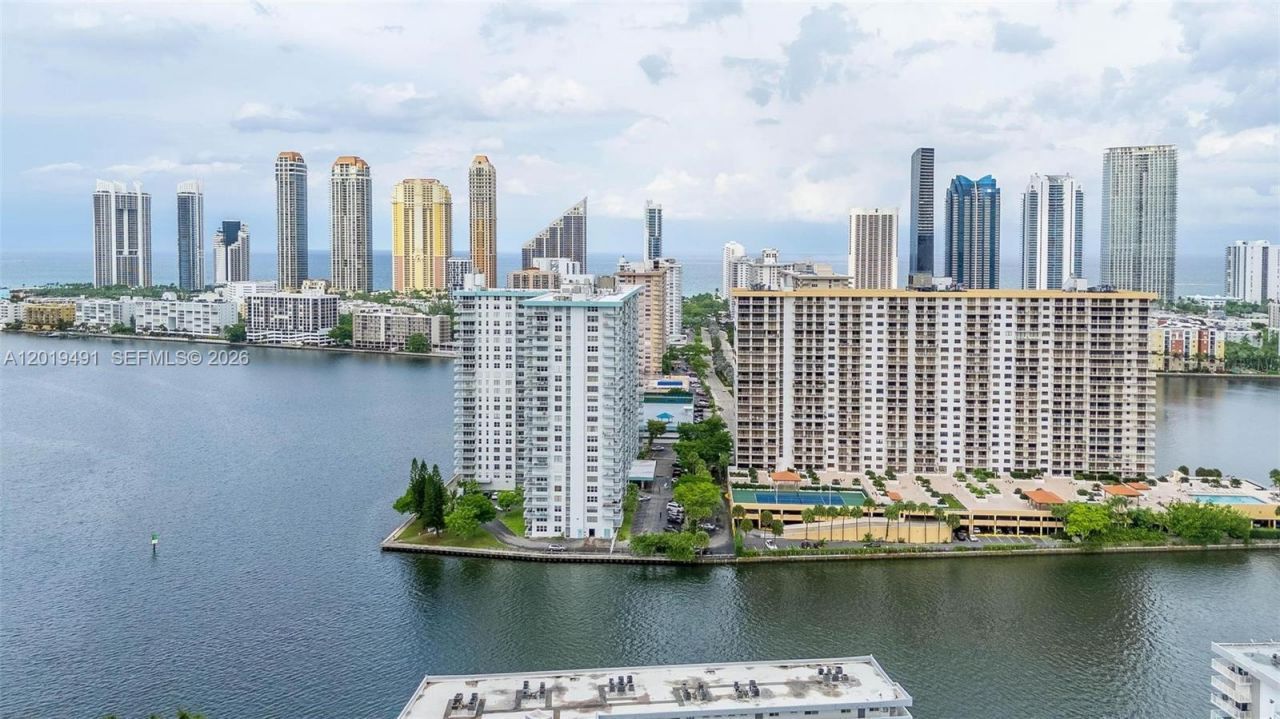 301 174 , Unit 1503, Sunny Isles Beach, FL 33160 Photo
