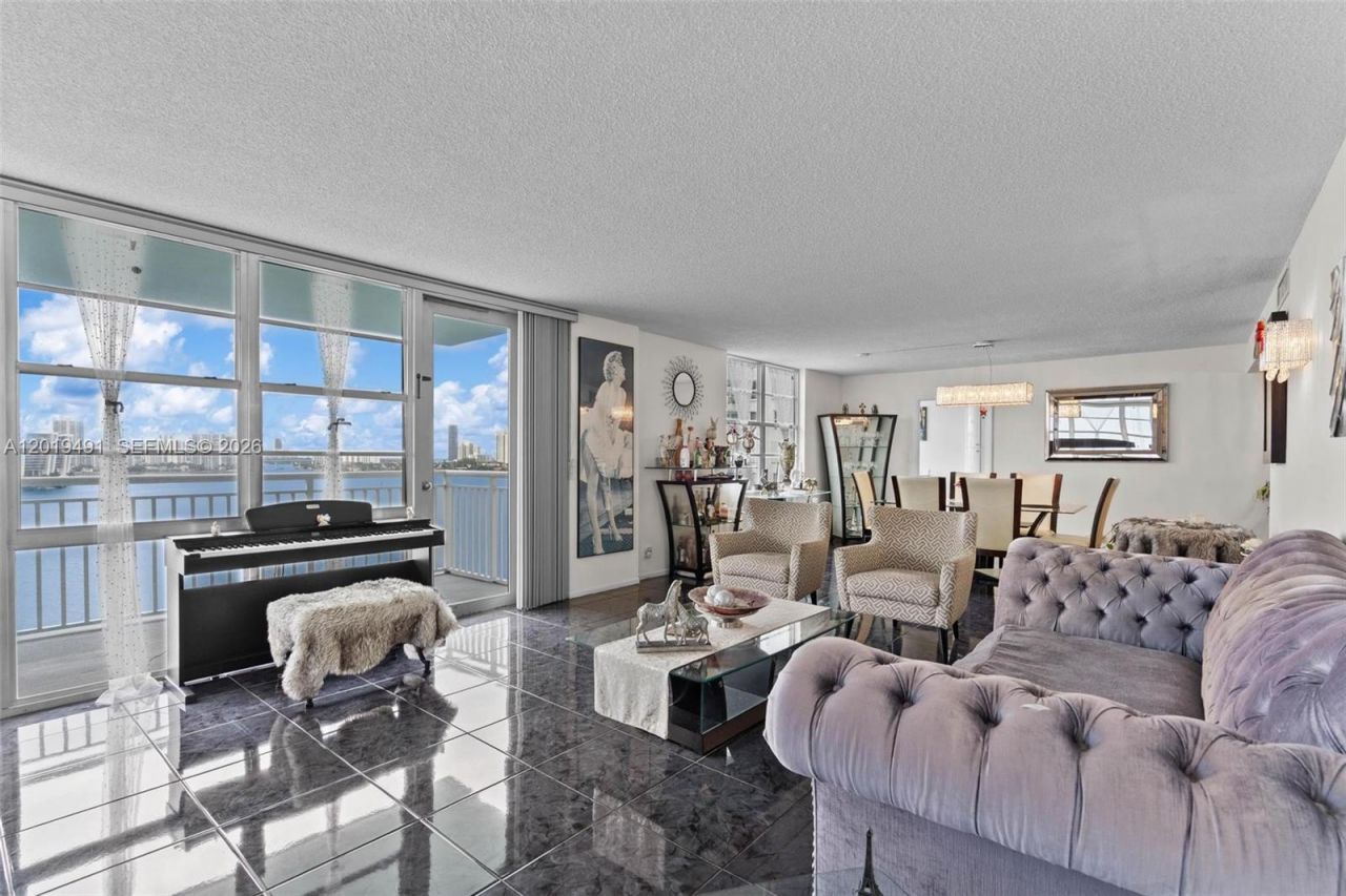 301 174 , Unit 1503, Sunny Isles Beach, FL 33160 Photo