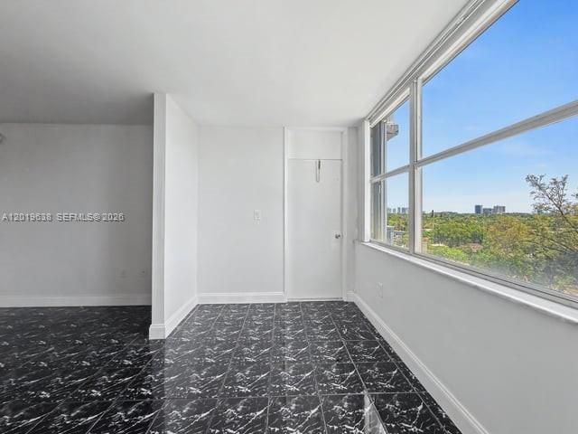 1300 NE Miami Gardens Dr , Unit 803E, Miami, FL 33179 Photo