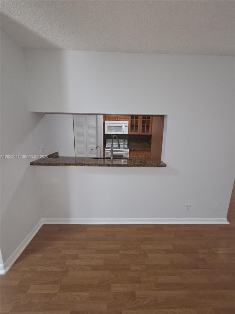 8886 SW 3rd St , Unit 204, Pembroke Pines, FL 33025 Photo