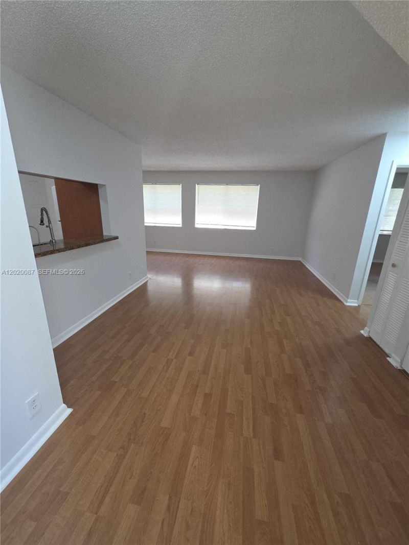 8886 SW 3rd St , Unit 204, Pembroke Pines, FL 33025 Photo