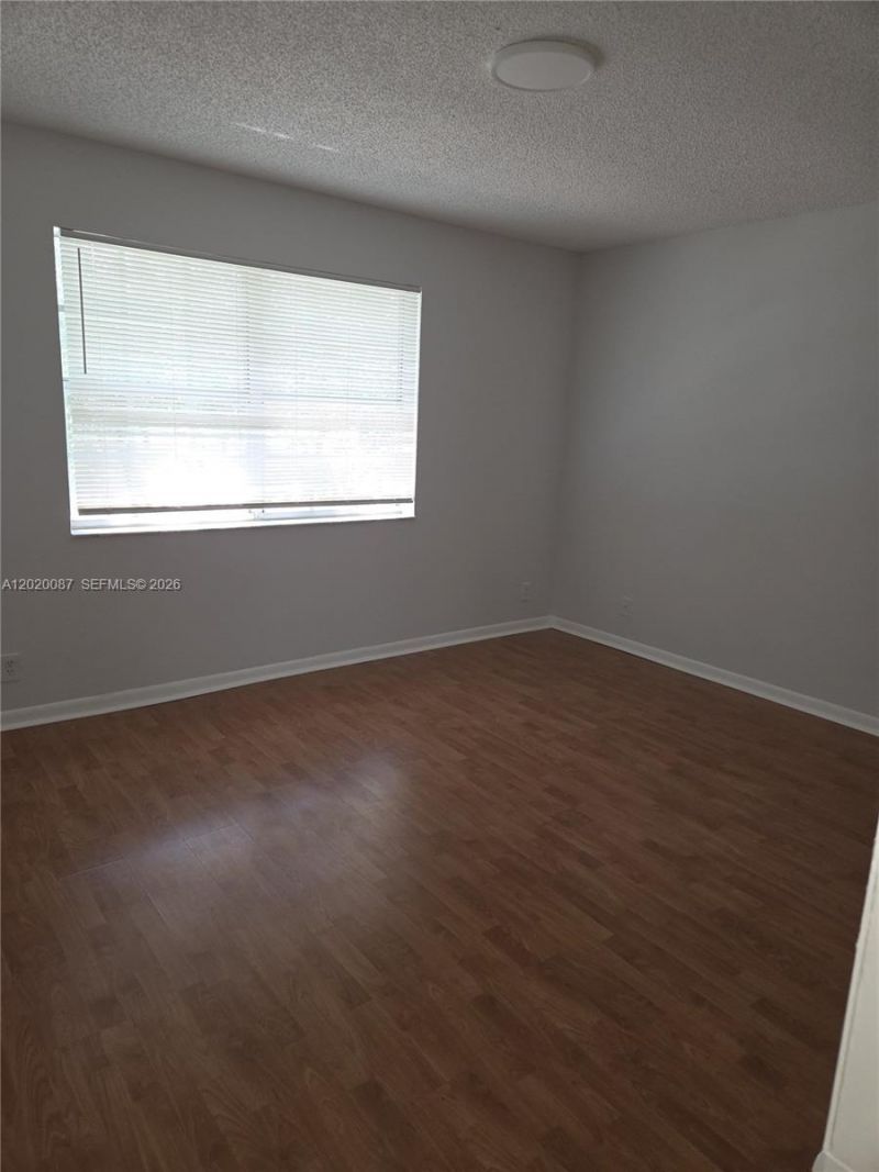 8886 SW 3rd St , Unit 204, Pembroke Pines, FL 33025 Photo