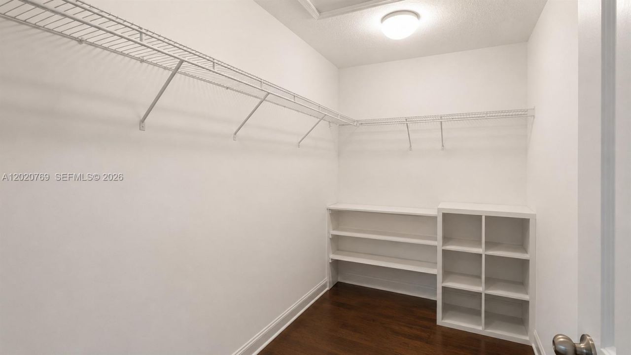 438 NE 194th Ter, Unit 438, Miami, FL 33179 Photo