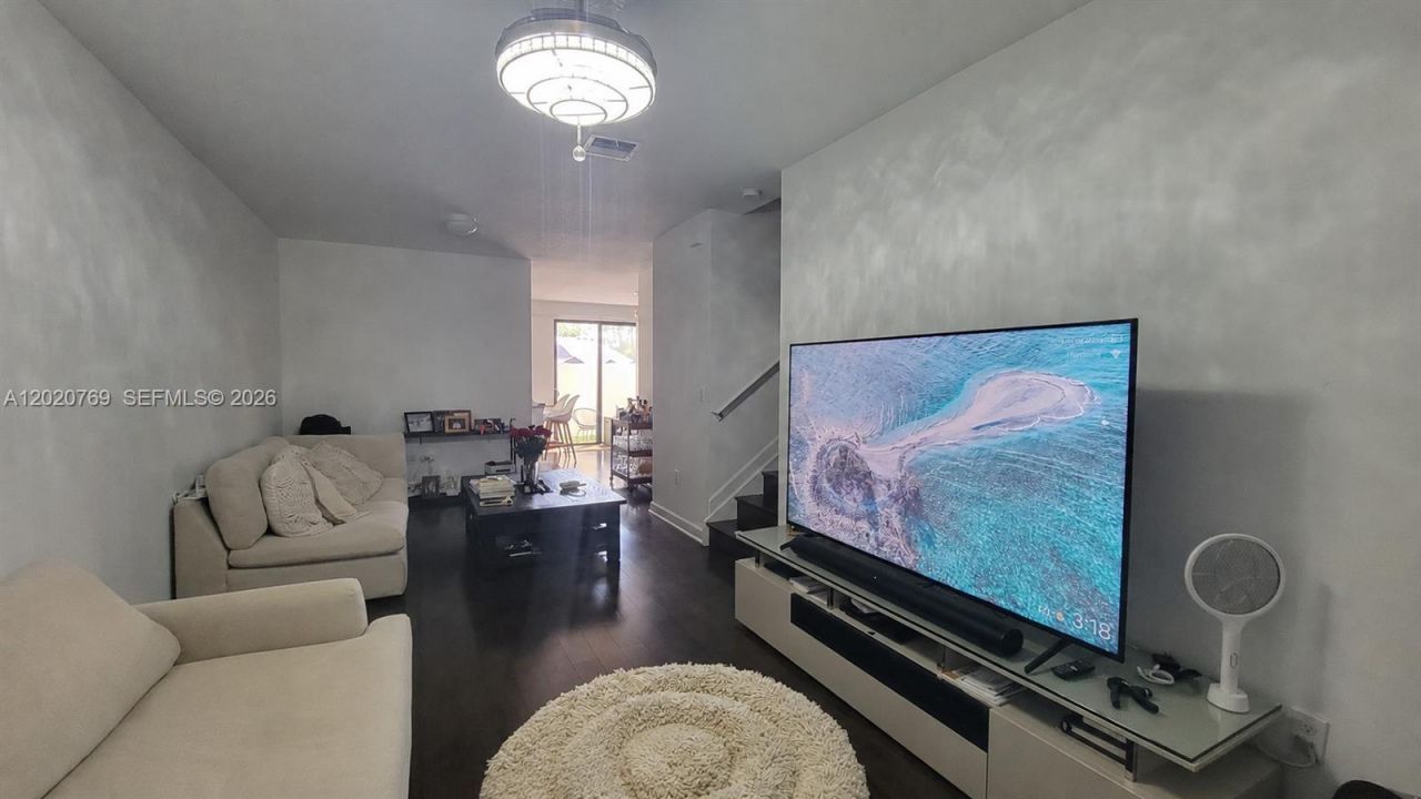 438 NE 194th Ter, Unit 438, Miami, FL 33179 Photo
