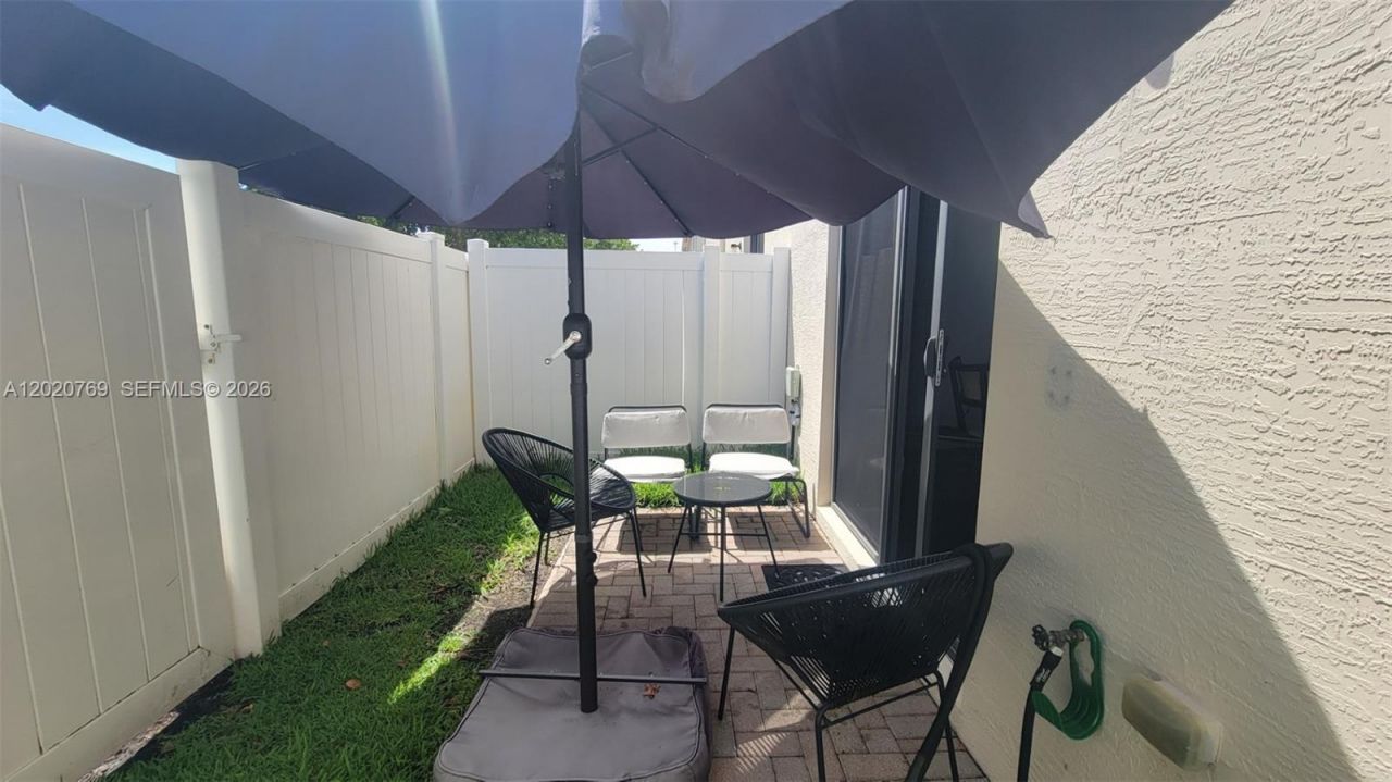 438 NE 194th Ter, Unit 438, Miami, FL 33179 Photo