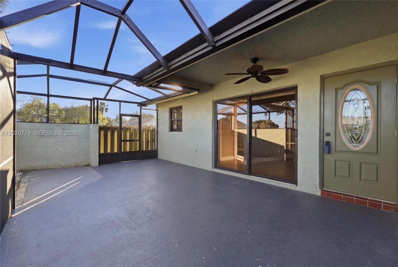 5694 Northpointe Ln , Boynton Beach, FL 33437 Photo