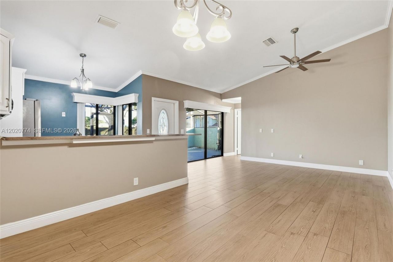 5694 Northpointe Ln , Boynton Beach, FL 33437 Photo