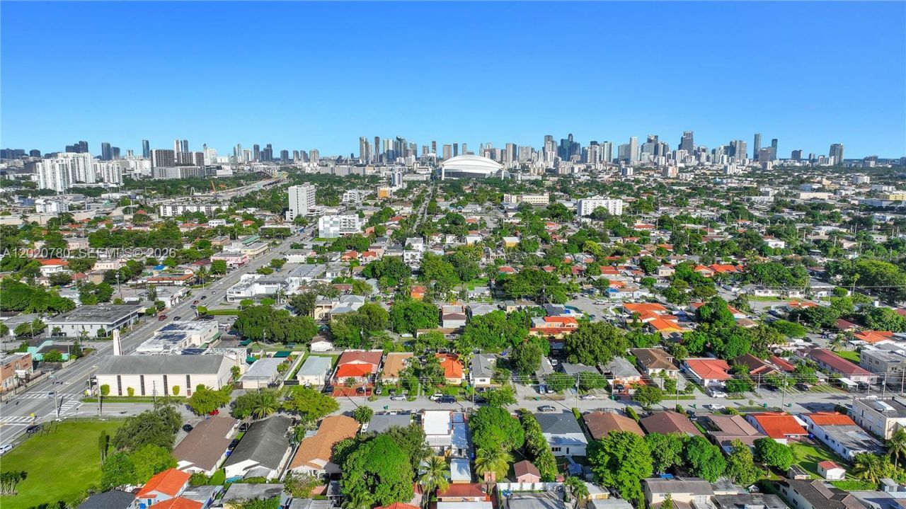 536 NW 25th Ave , Unit C, Miami, FL 33125 Photo