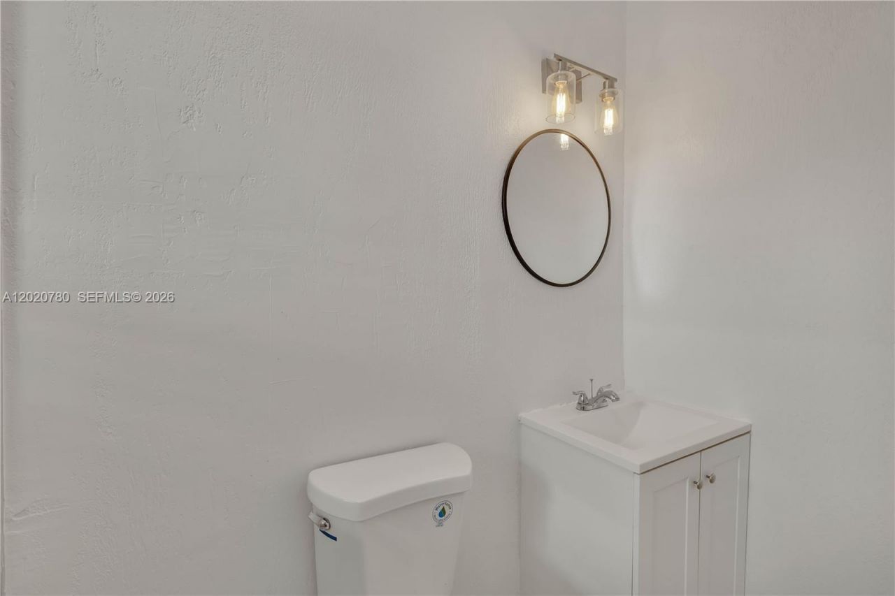 536 NW 25th Ave , Unit C, Miami, FL 33125 Photo