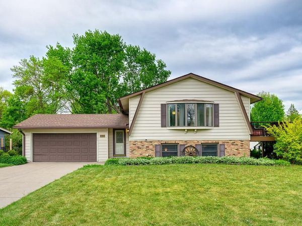 10133 Drew Avenue S, Bloomington, MN 55431