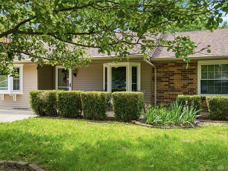 19 Angela Drive, Germantown, OH 45327 Photo 3