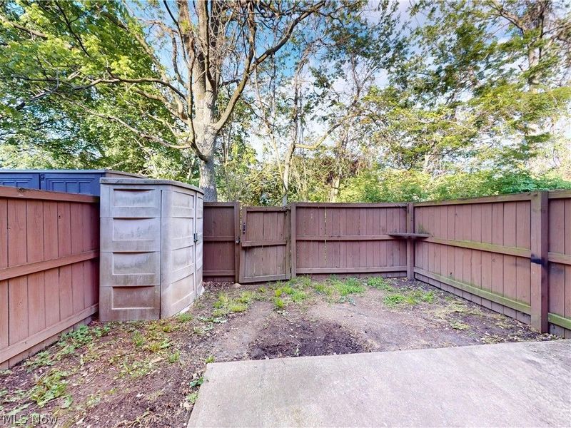 1651 Mentor Avenue, Unit 808, Painesville, OH 44077 Photo 21