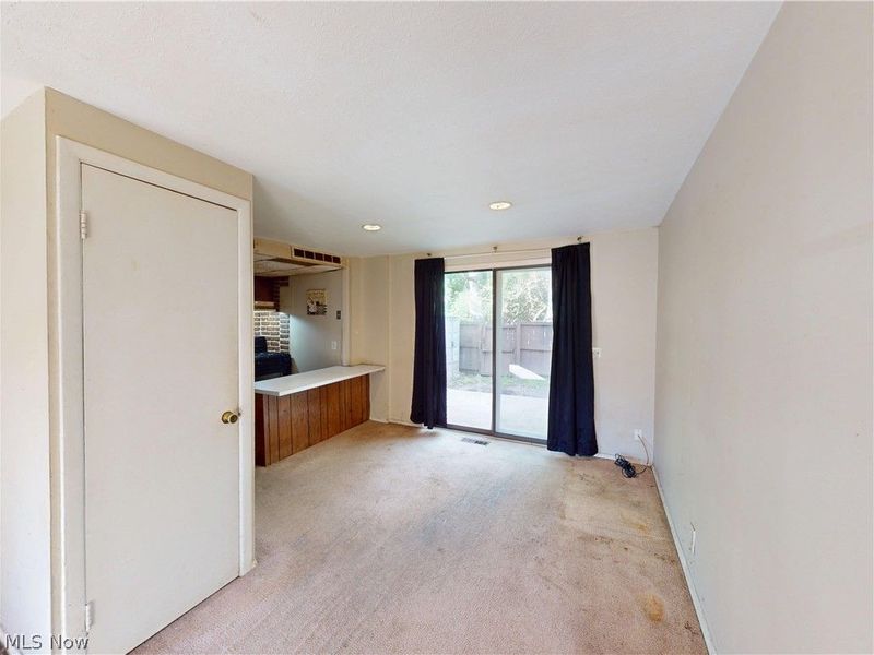 1651 Mentor Avenue, Unit 808, Painesville, OH 44077 Photo 4