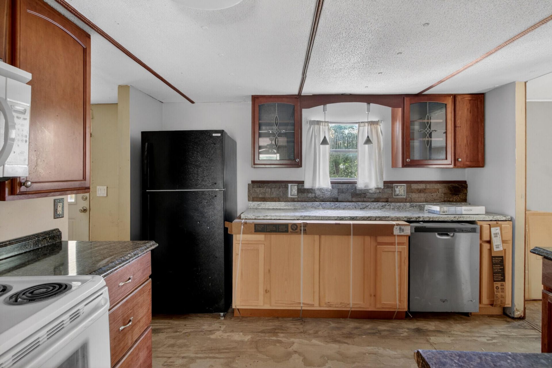 210 Cady Drive Photo 15