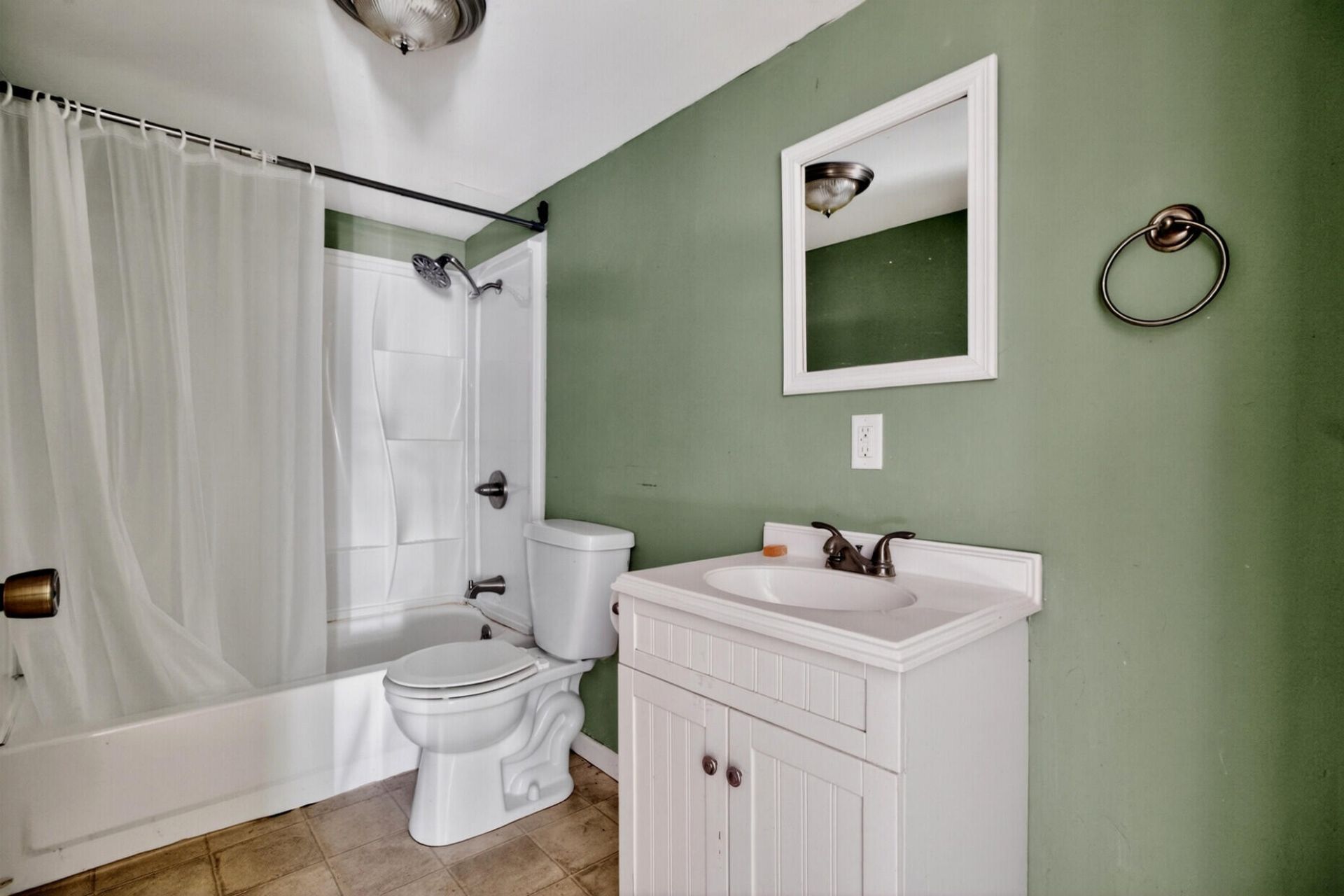 210 Cady Drive Photo 24