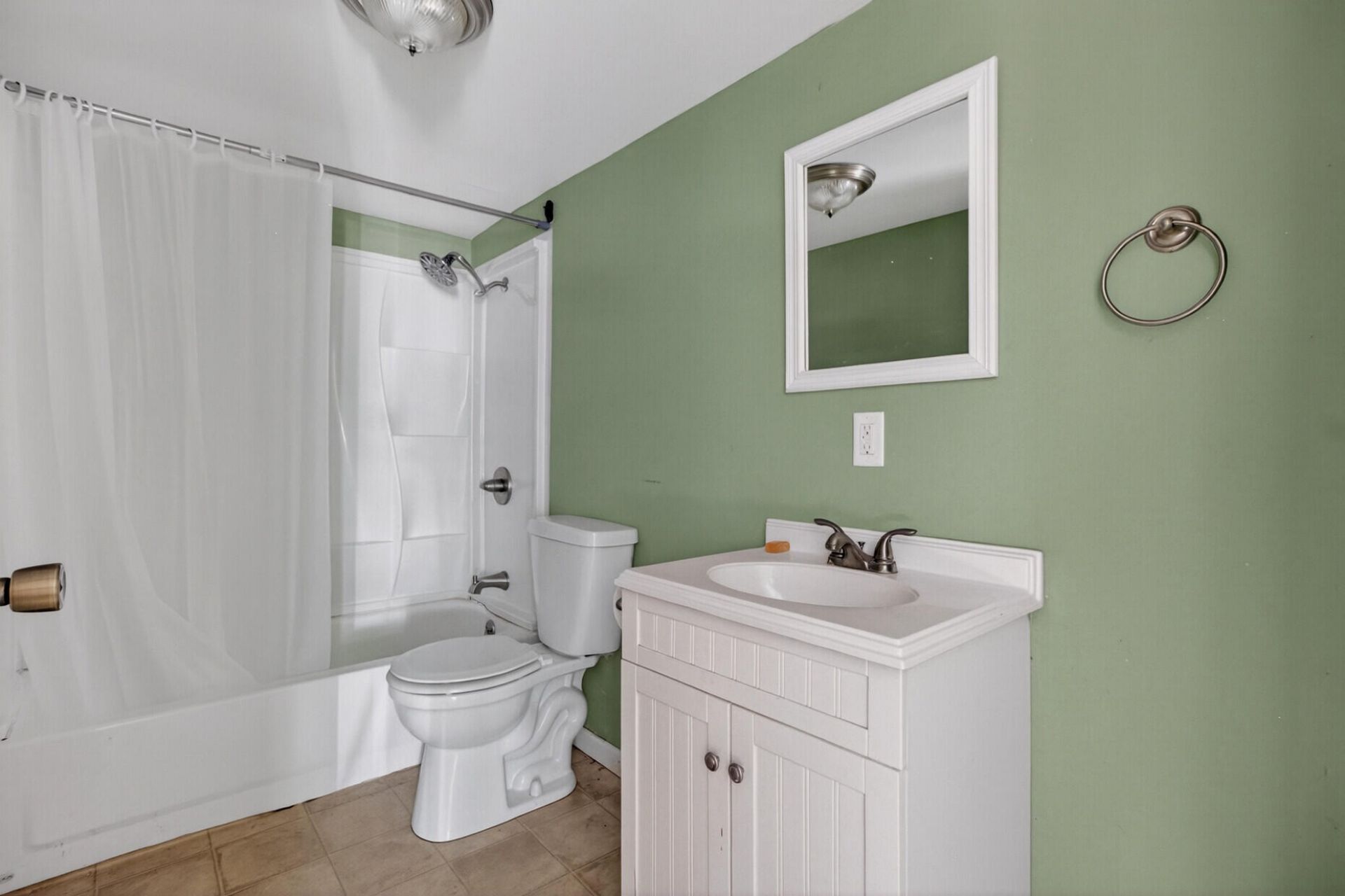 210 Cady Drive Photo 25