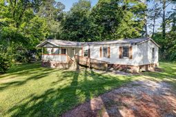 210 Cady Drive photo 4