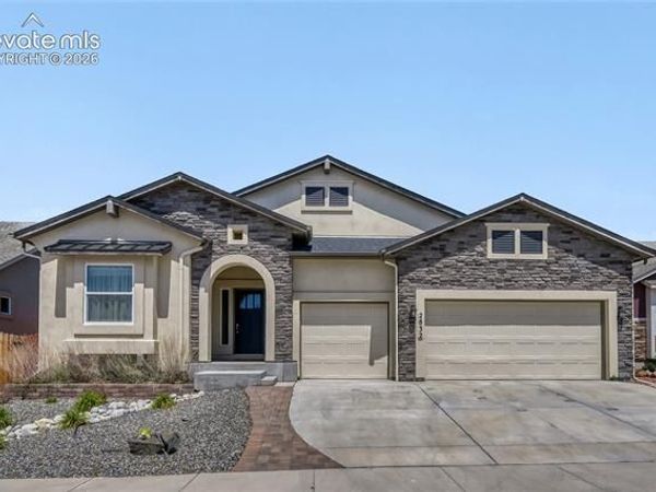 2832 Pony Club Lane, Colorado Springs, CO 80922