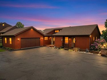 1122 Queens Court, Morgantown, WV 26508