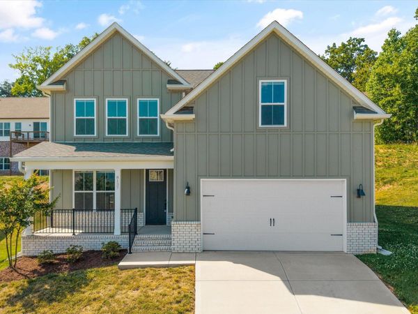 8137 Chapel Hill Lane, Knoxville, TN 37938