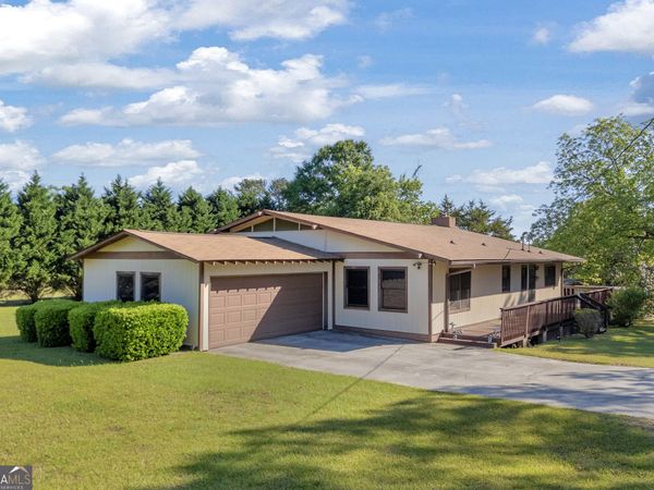 3136 Langley Road, Loganville, GA 30052