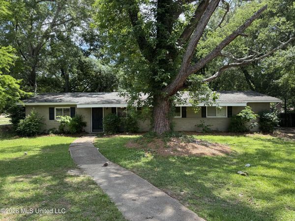 106 Melrose Drive, Jackson, MS 39211
