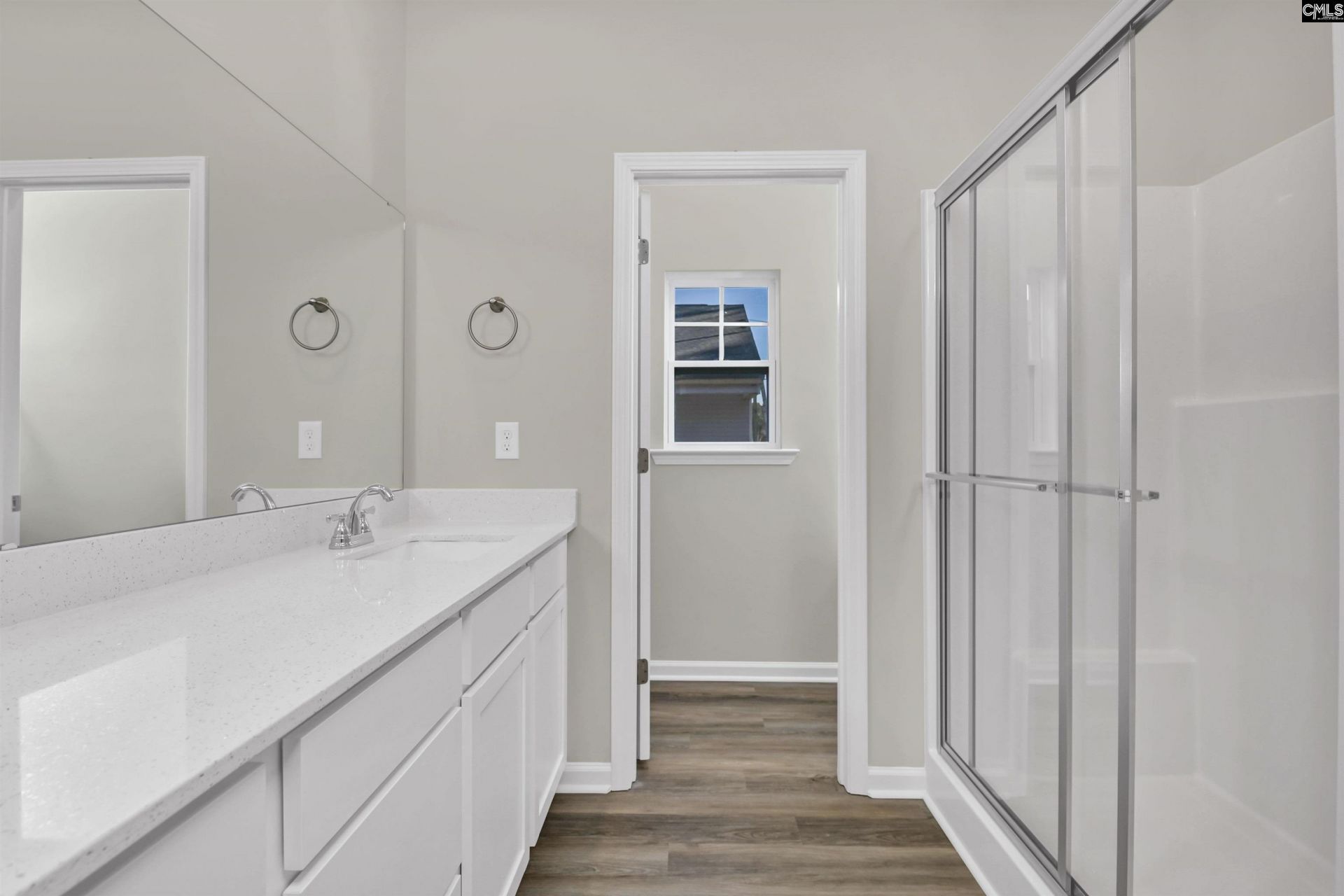 143 Middlesex Court  Photo 23