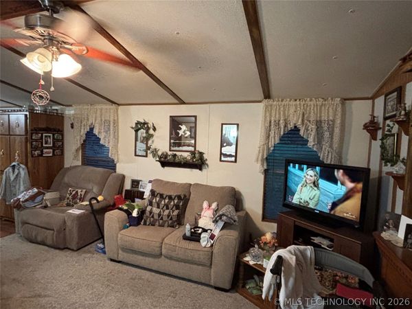1925 Kemp , Hendrix, OK 74741