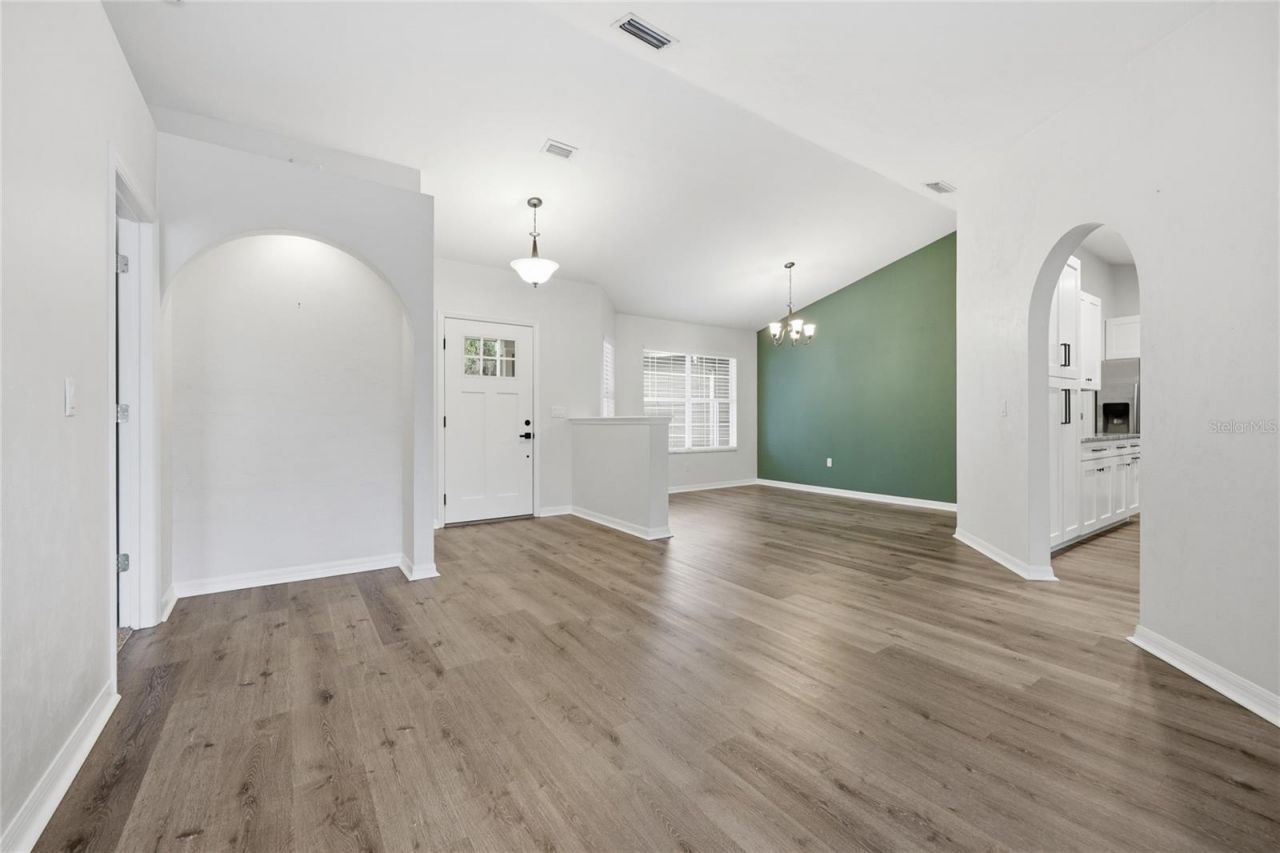 7813 SW 51st Boulevard, Gainesville, FL 32608 Photo